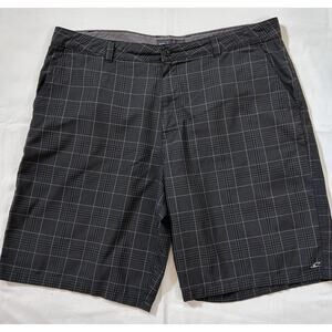 O’Neill Plaid‎ Shorts Men’s 40 Black Gray Flat Front Beach Board Golf Chino Walk